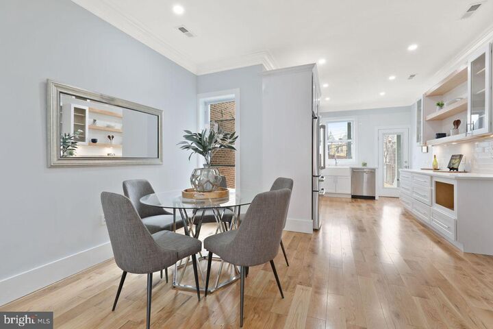 Property Photo:  1023 Florida Avenue NE  DC 20002 