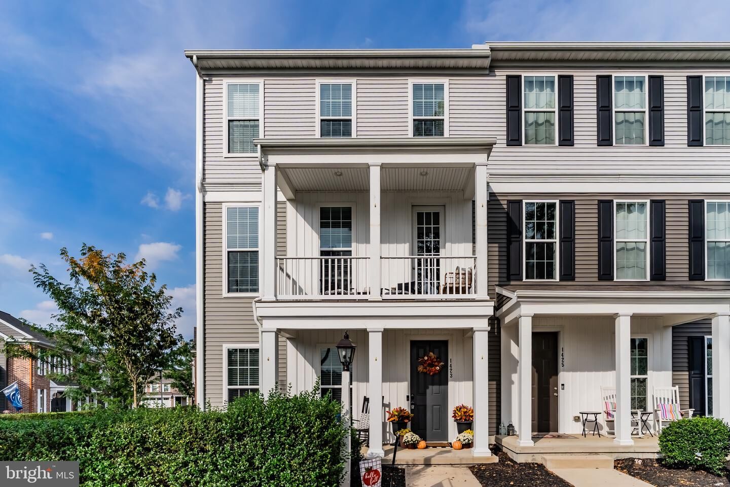 Property Photo:  