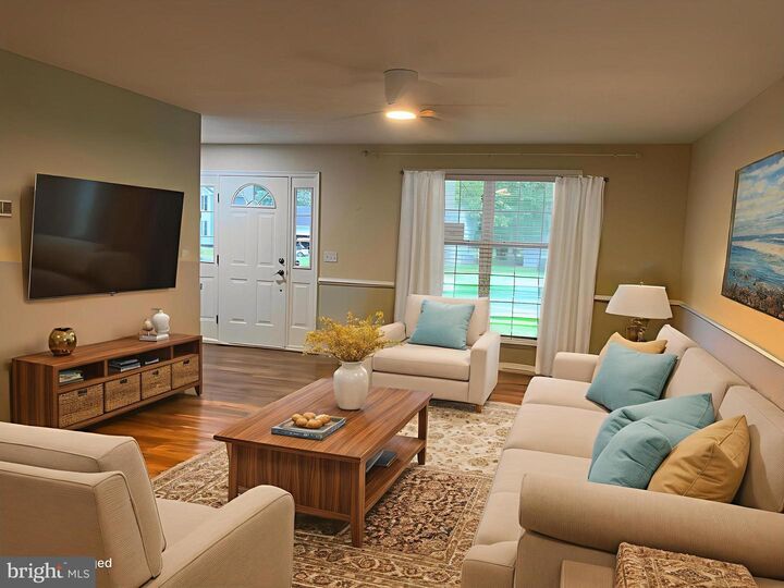 Property Photo:  35406 Golf Course Drive  MD 20659