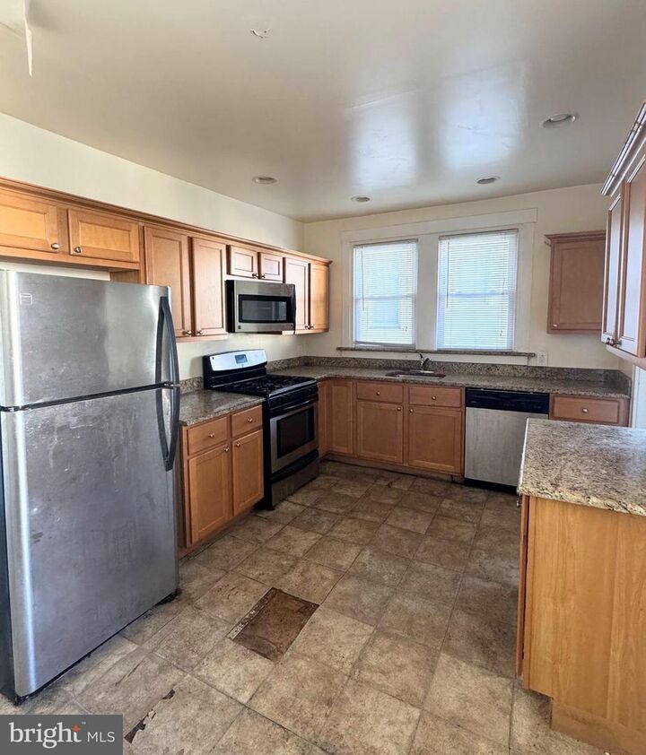 Property Photo:  1049 Yeadon Avenue  PA 19050 