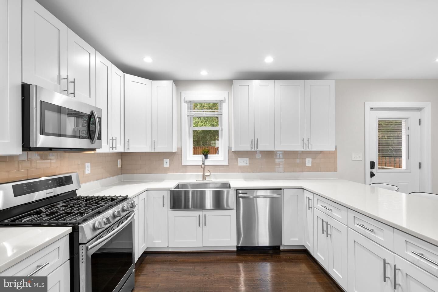 Property Photo:  535 N George Mason Drive  VA 22203 
