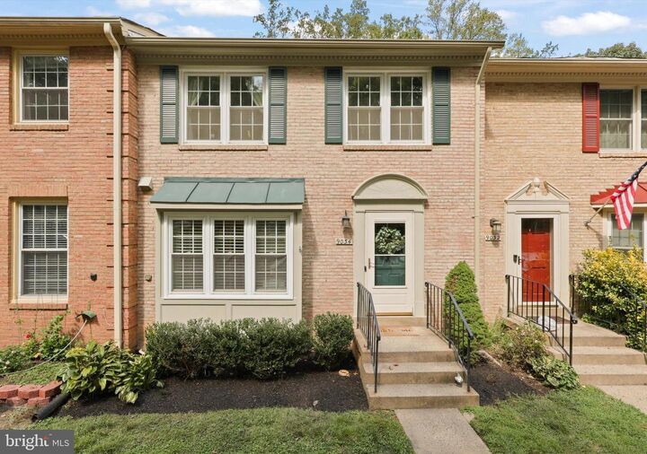 Property Photo:  9034 Rosewall Court  VA 22152 