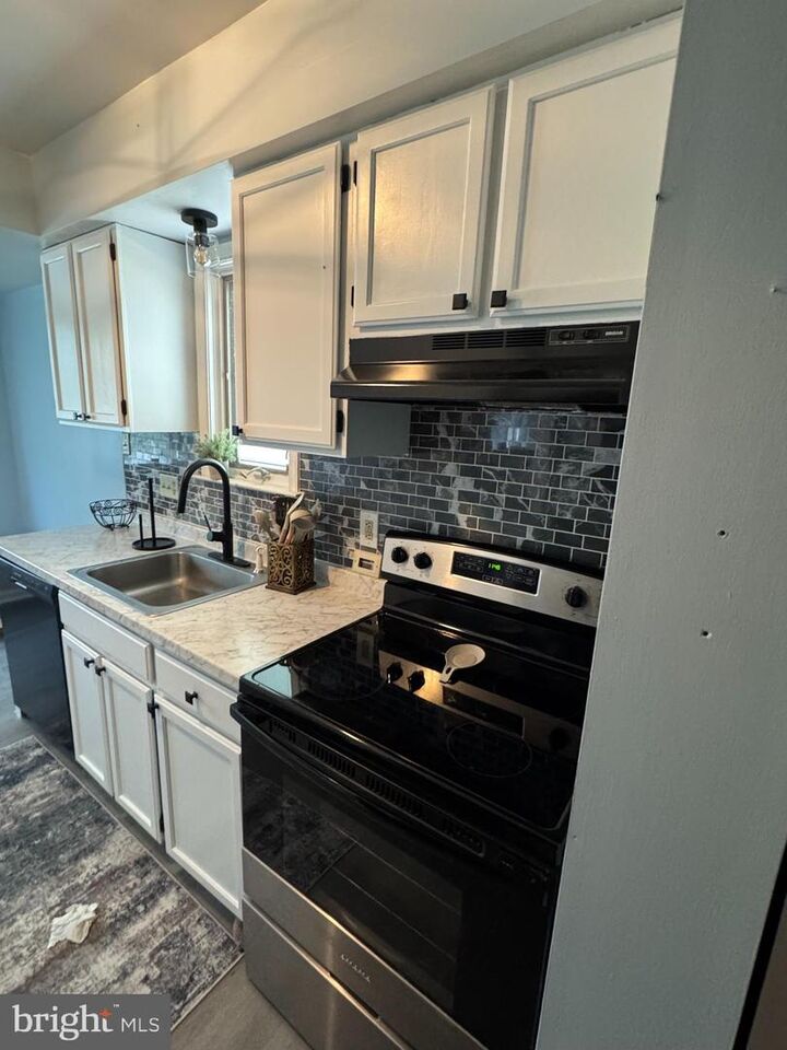 Property Photo:  506 Edgewater Drive  MD 21804 
