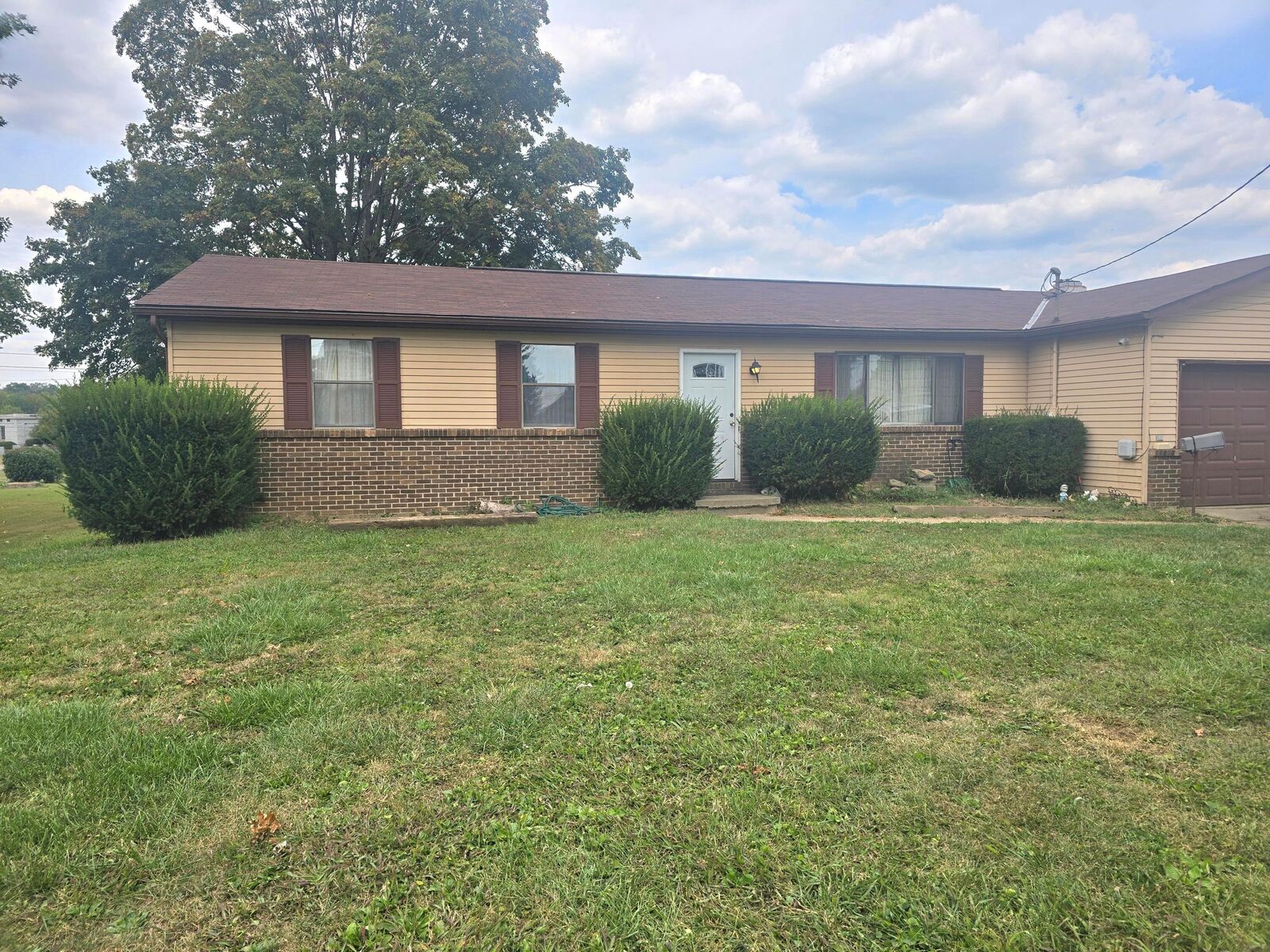 Property Photo:  408 Cedarcrest Avenue  OH 43055 