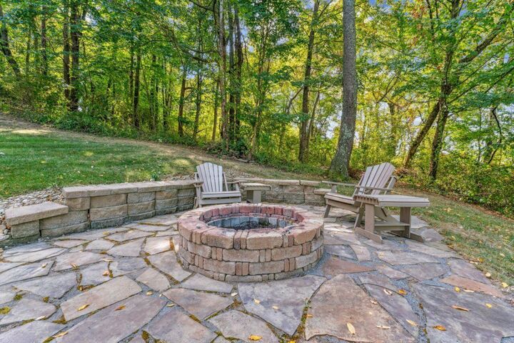 Property Photo:  1903 Willow Ridge Drive  OH 43056 