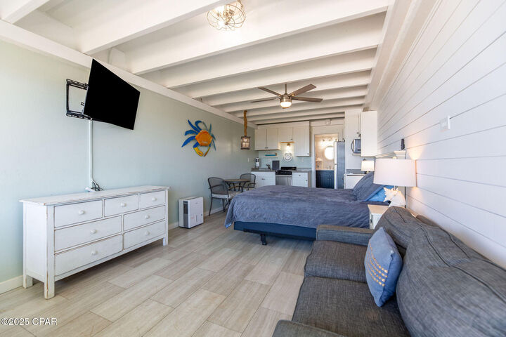 Property Photo: 14401 Front Beach Road 423 FL 32413
