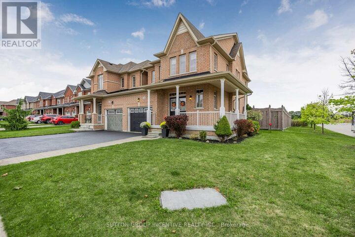 Property Photo:  76 Forsyth Crescent  ON L4N 6R1 