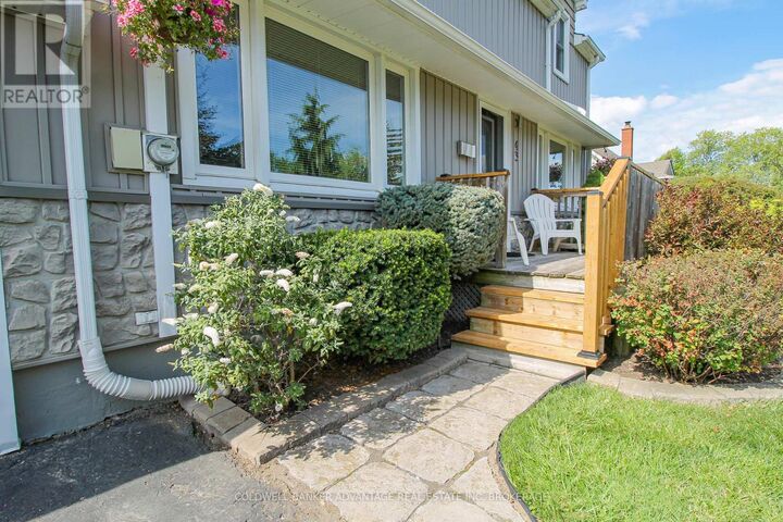 Property Photo:  43 Gram Avenue  ON L3C 1H5 