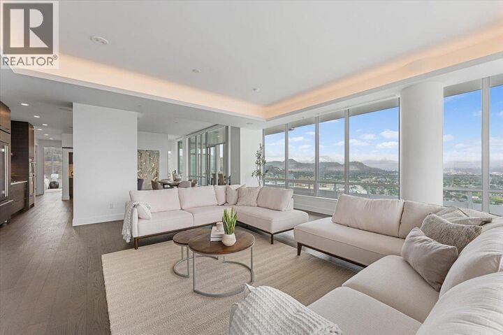 Property Photo:  1181 Sunset Drive 2701  BC V1Y 0J4 
