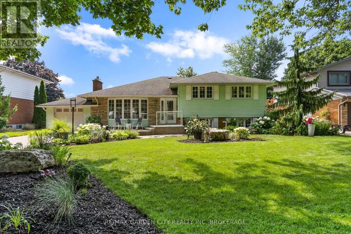 227 Riverview Boulevard  St. Catharines (Glendale/Glenridge) ON L2T 3N2 photo