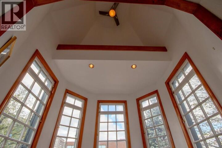 Photo de la propriété:  183 James Street South 3  ON L8P 3A8