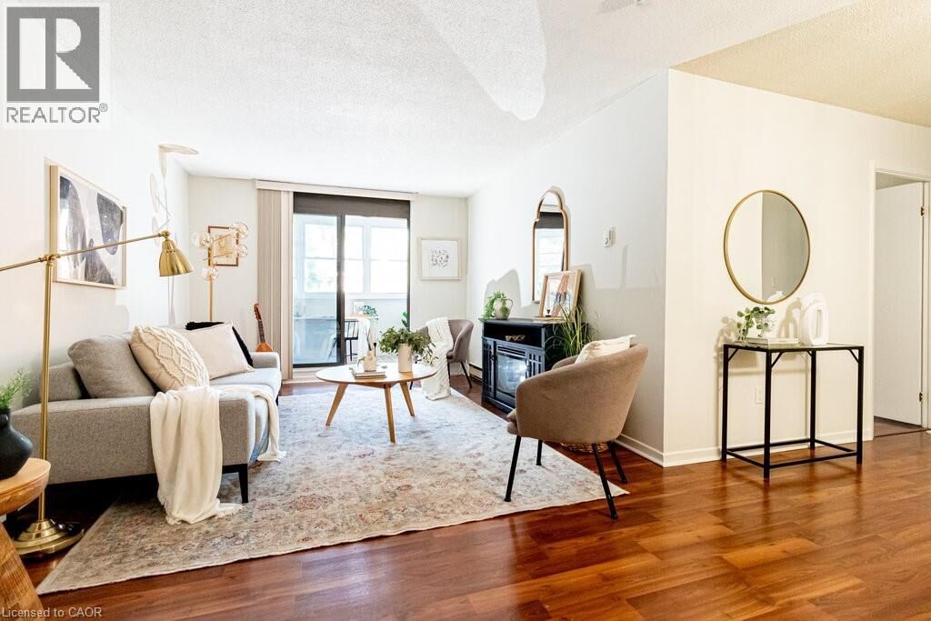 Photo de la propriété:  23 Main Street 205  ON L9H 2P7