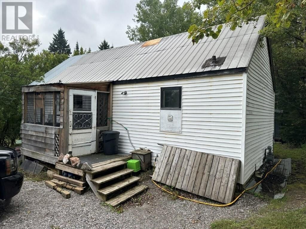 Property Photo:  150 First Street  ON P0T 2J0 