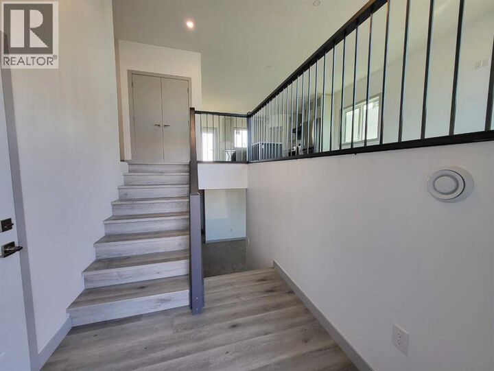 Property Photo:  323 9 Street North  AB T0K 1V0 