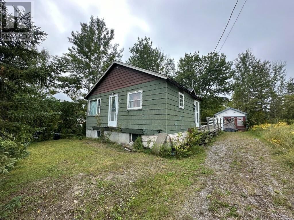 Property Photo:  152 First Street  ON P0T 2J0 