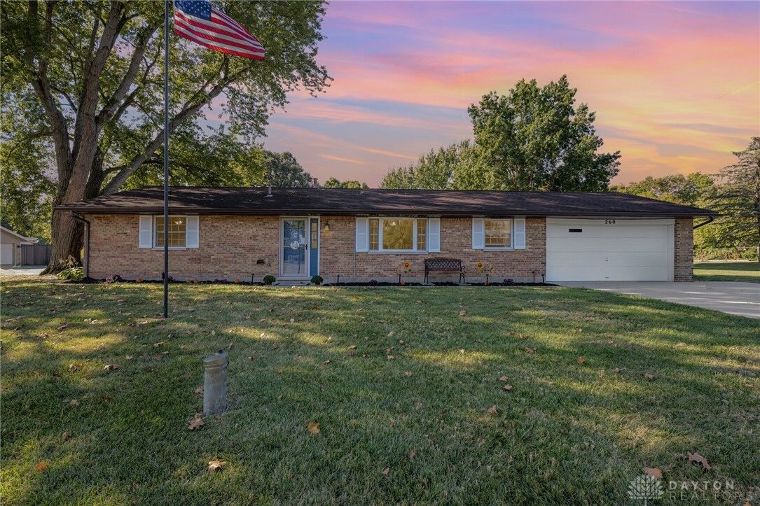 Property Photo:  260 Kent Road  OH 45371 