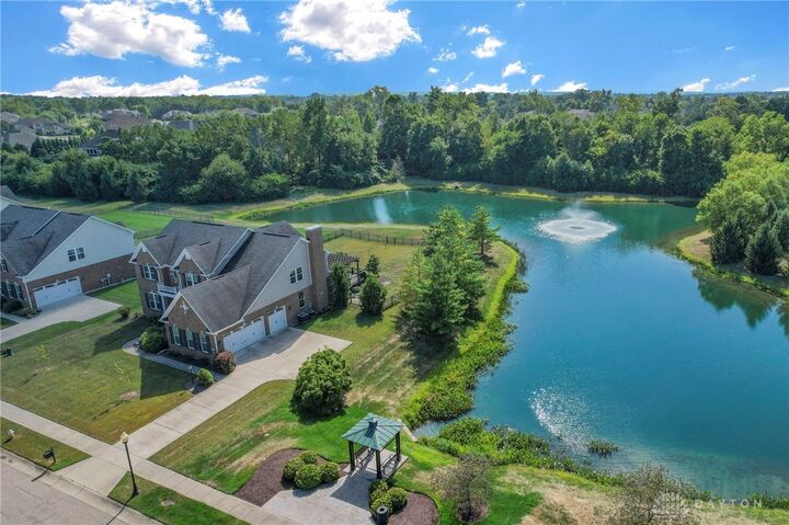 Property Photo:  10500 Wallingsford Circle  OH 45458 