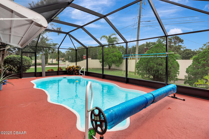 Property Photo:  1490 Surrey Park Drive  FL 32128 