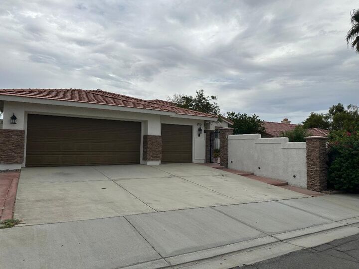 Property Photo:  79120 Kristen Court  CA 92253 