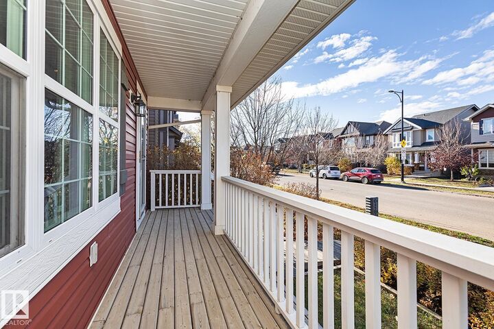 Property Photo:  1117 Chappelle Boulevard SW  AB T6W 0Y9 