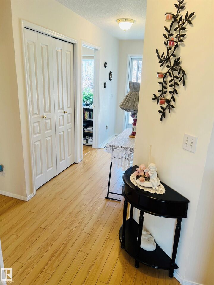 Property Photo:  56 13320 124 Street NW  AB T5L 5B7 