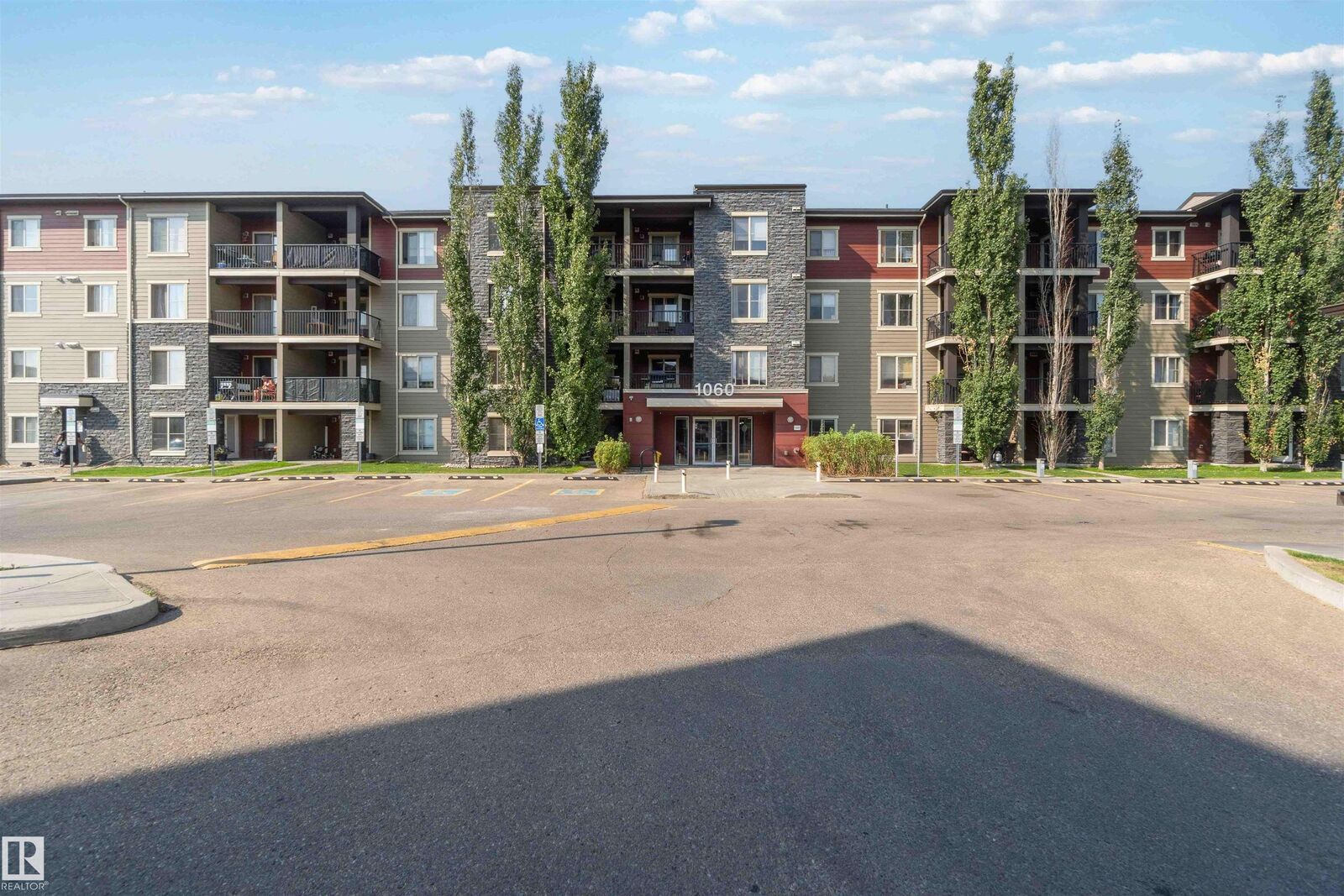 Property Photo:  1060 McConachie Boulevard NW 301  AB T5Y 0W9 
