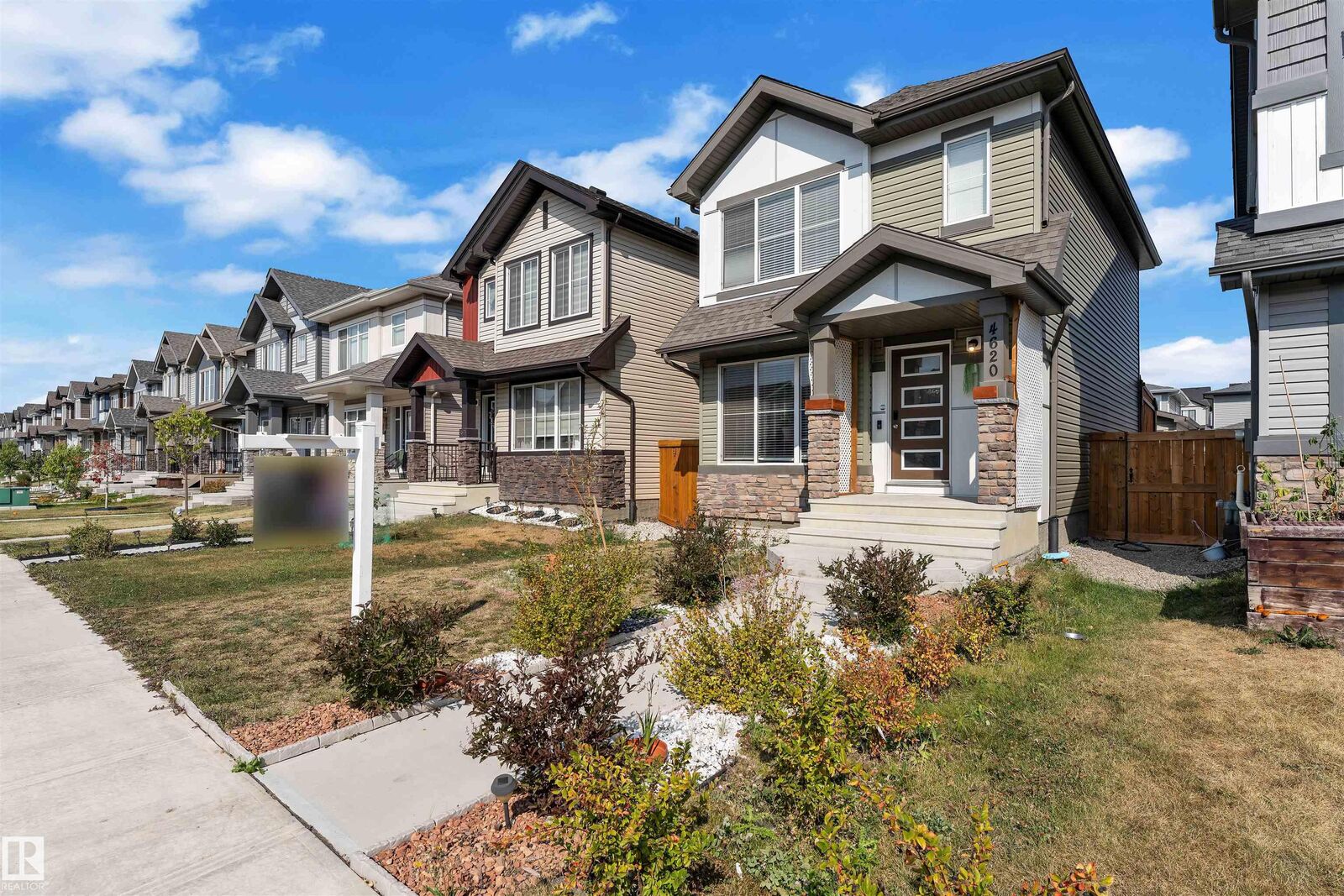 Property Photo:  4620 175 Avenue NW  AB T5Y 4A1 