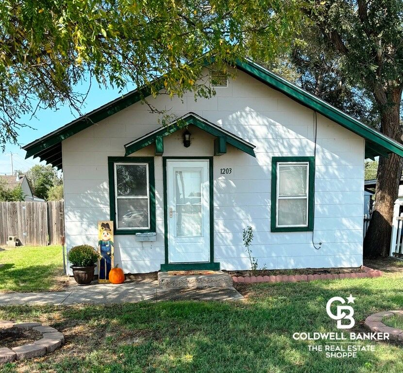 Property Photo:  1203 N 8th Street  KS 67846 