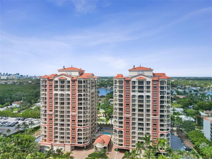 Property Photo: 2001 N Ocean Blvd 502 FL 33305