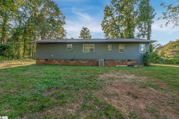 Property Photo: 861 Pinecrest Street SC 29388