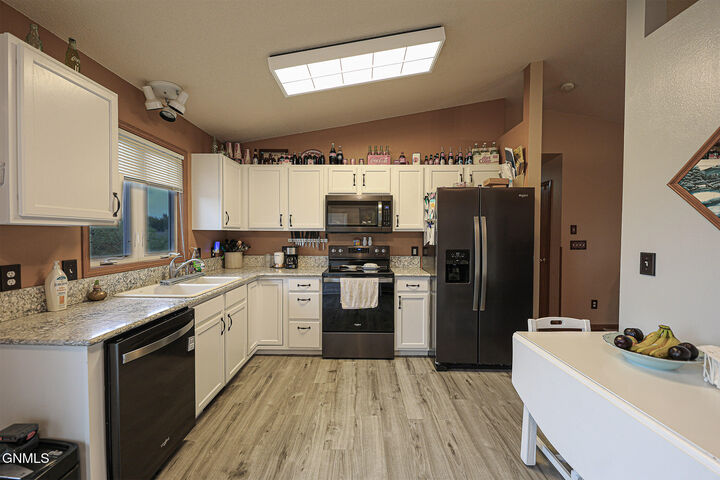 Property Photo:  8216 44th Street NE  ND 58503 