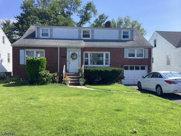 809 Caldwell Ave  Union Twp. NJ 07083 photo