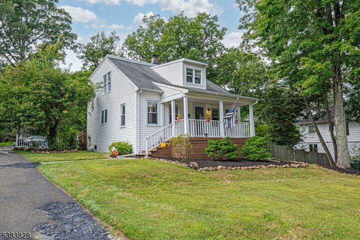 675 Plainfield Ave  Berkeley Heights Twp. NJ 07922 photo