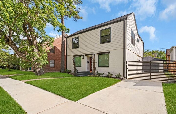 Property Photo:  3021 Prospect Street  TX 77004 