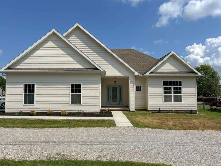 7788 Lincoln Avenue  Newburgh IN 47630-2833 photo