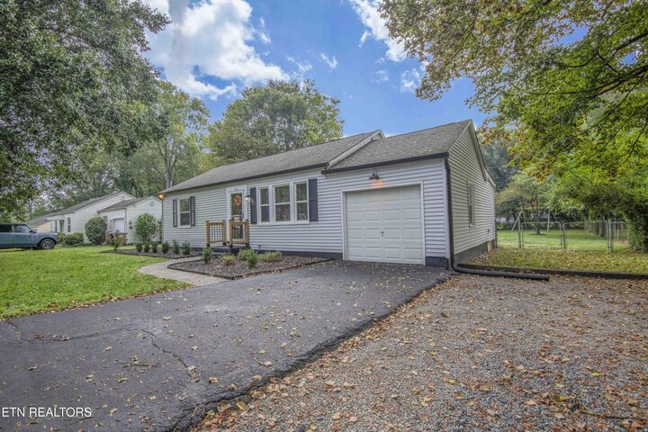Property Photo:  310 Canterbury Drive  TN 37920 