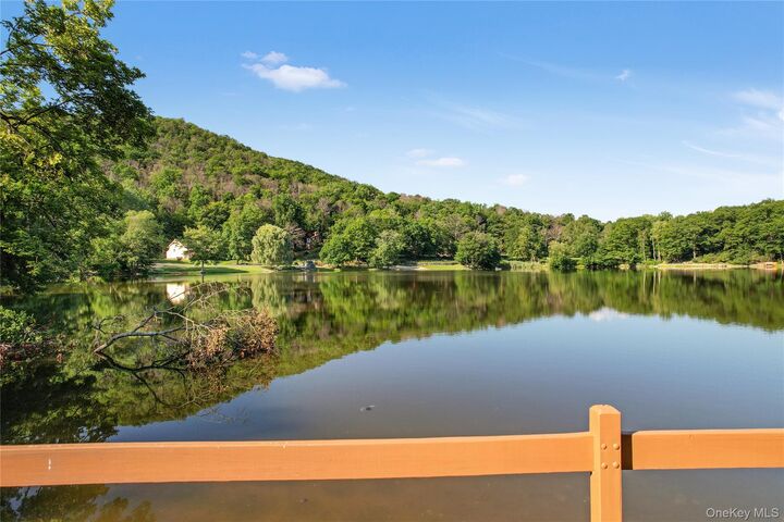 Property Photo:  47 Mountainview Drive  NY 10986 