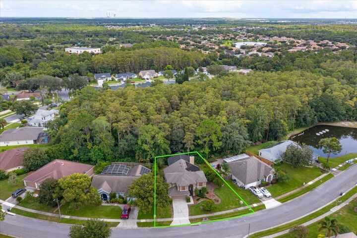 Property Photo: 3920 Running Water Drive FL 32829