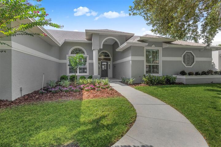 Property Photo:  803 Hamilton Place Drive  FL 33813 