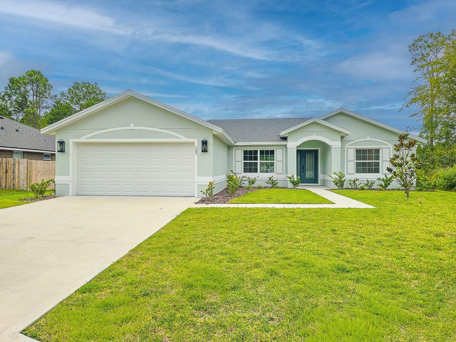 Property Photo:  107 Karas Trail  FL 32164 