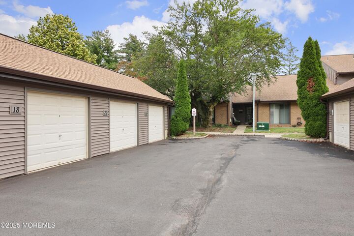 Property Photo:  18 Claremont Court  NJ 07701 