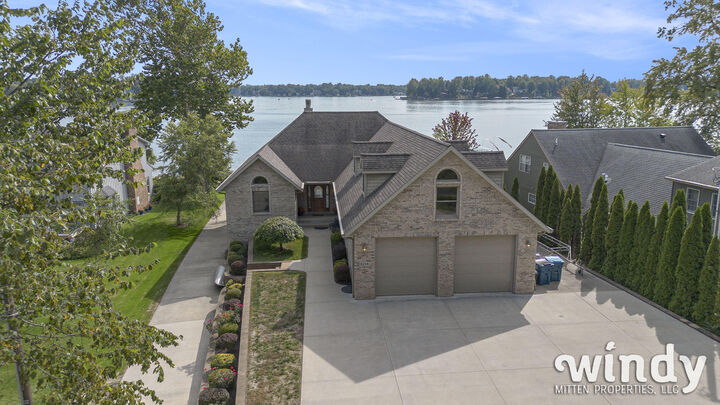 8216 Windermere Landing  Watervliet MI 49098 photo