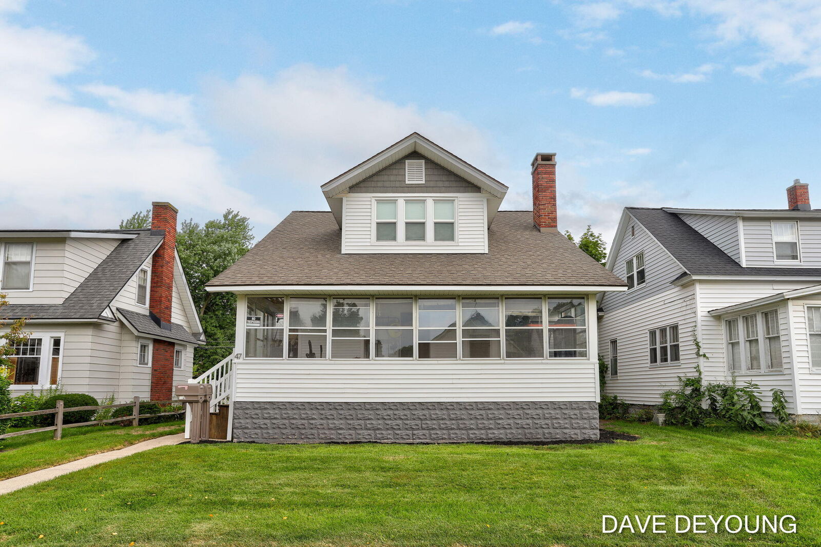 Property Photo:  47 W 19th Street  MI 49423 