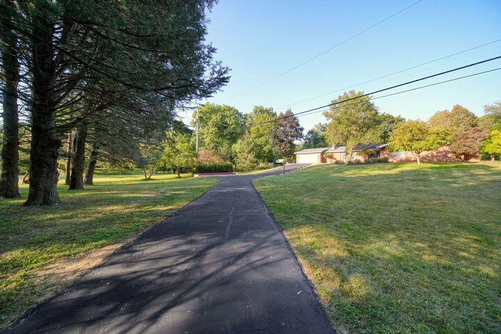 Property Photo:  2930 Robinson Road  MI 49203 