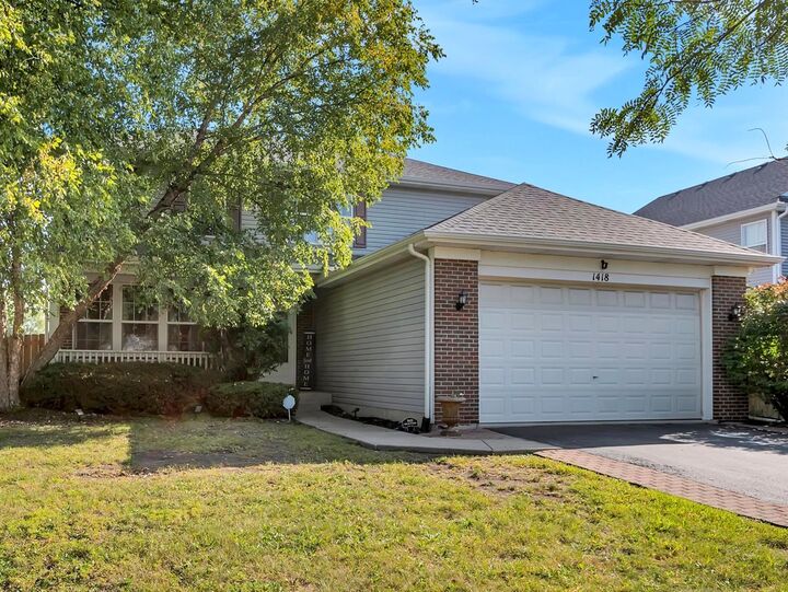 Property Photo:  1418 Fitzer Drive  IL 60431