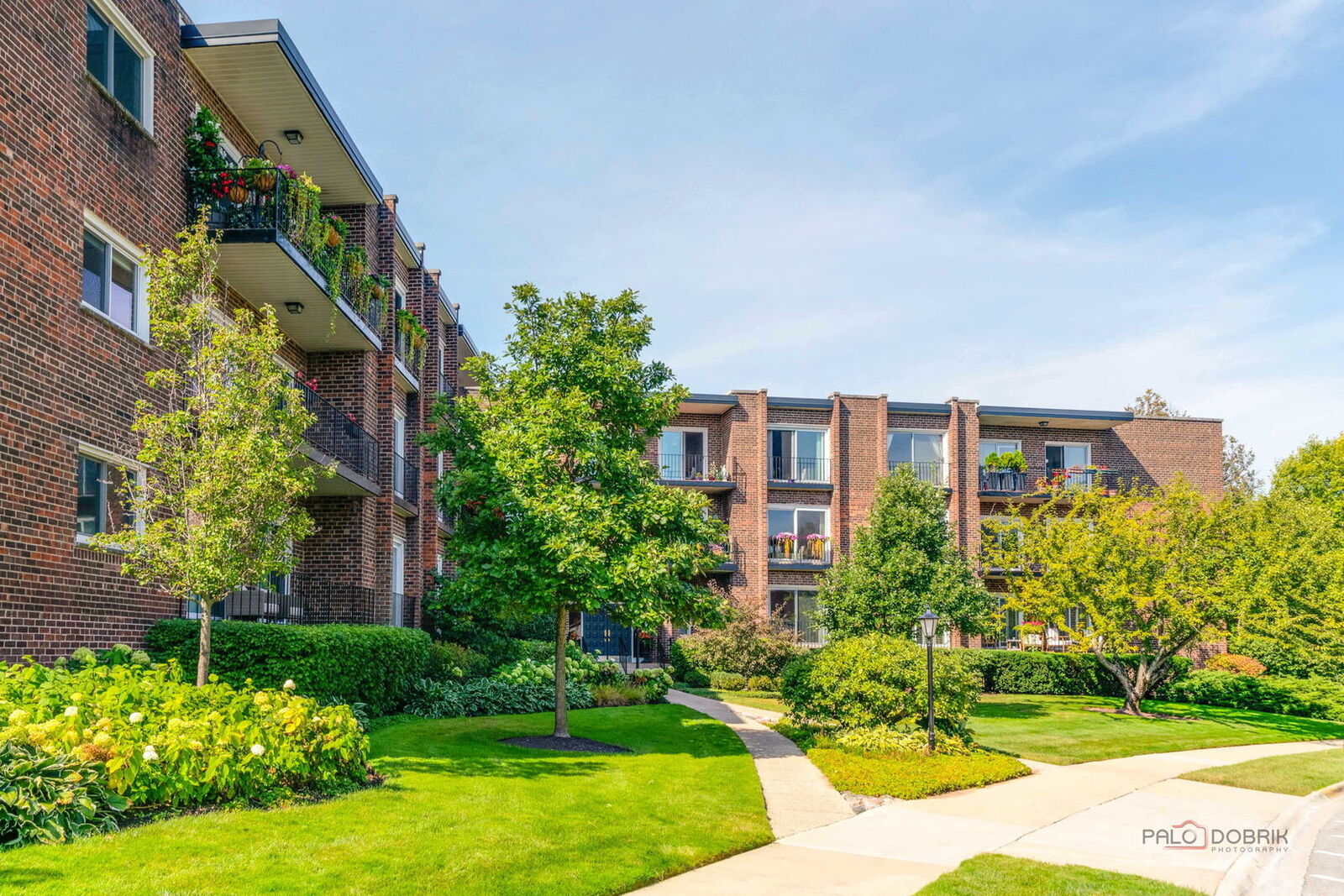 Property Photo:  1230 N Western Avenue 301  IL 60045 