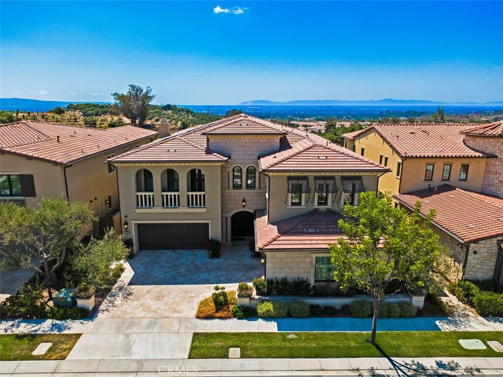 Property Photo: 224 Clear Falls CA 92602