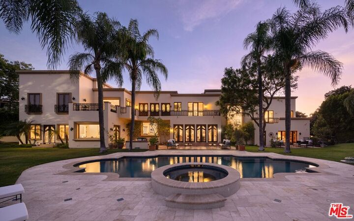 3364 Clerendon Road  Beverly Hills CA 90210 photo