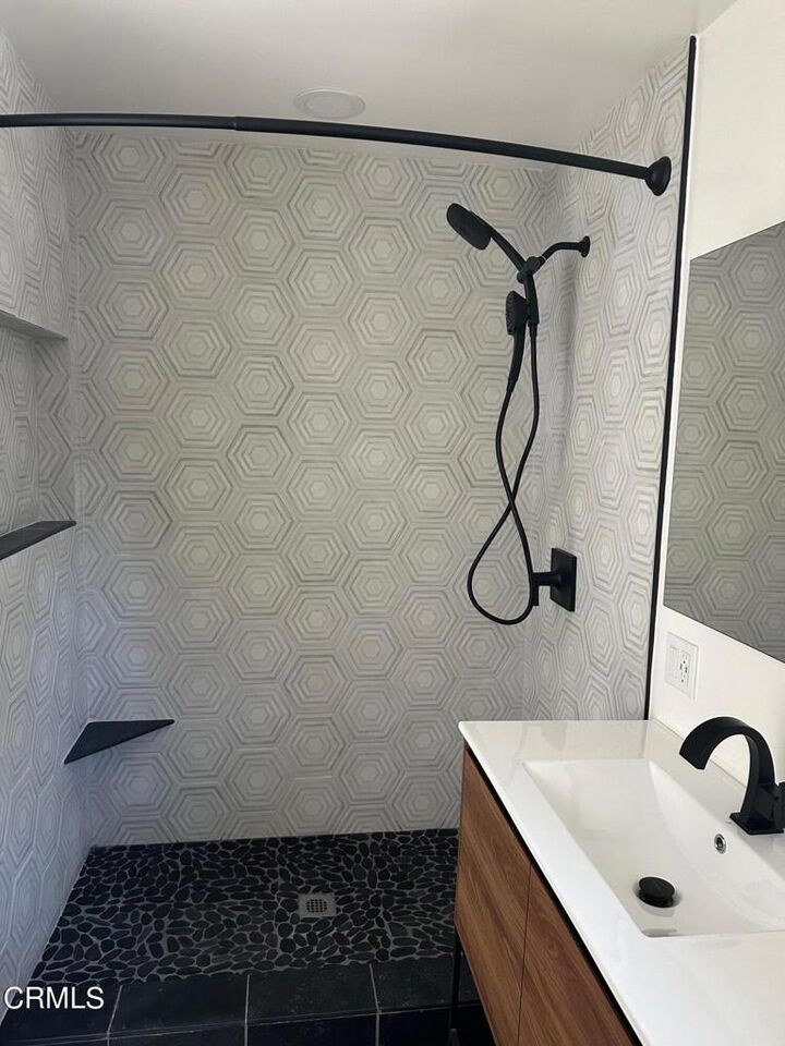 Property Photo:  530 1/2 Thompson Drive  CA 91104 