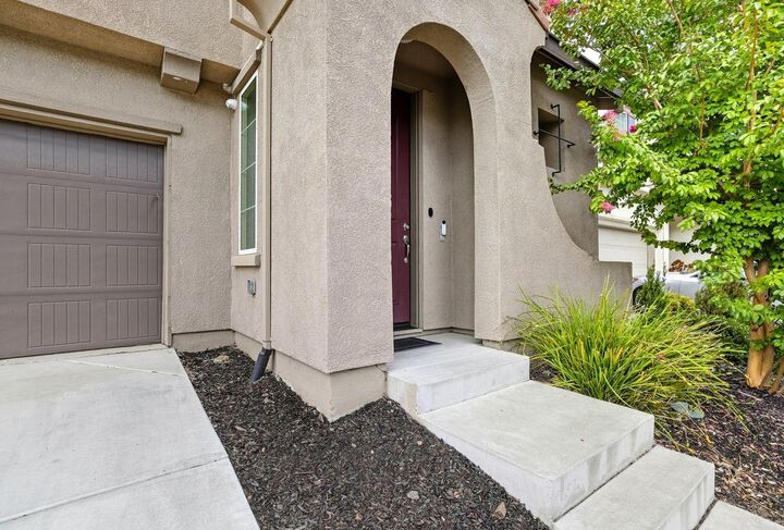 Property Photo: 3707 Manera Rica Drive CA 95834